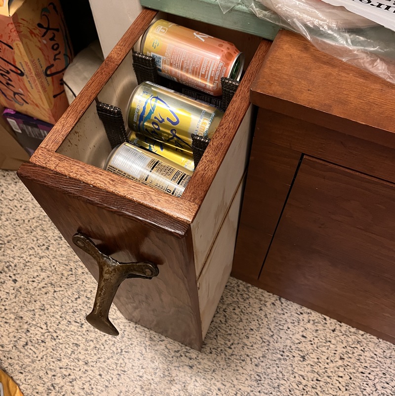 Built-in beverage drawer